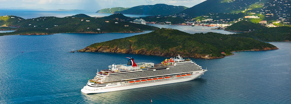 carnival ship sailing to st. thomas