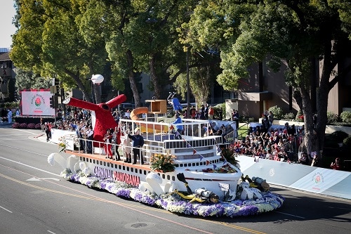 carnival panorama float entering the 2019 rose parade