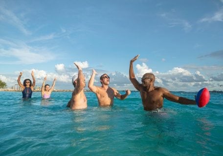 Why Your Next Group Vacation Needs to Be on a Cruise