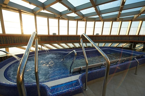hydrotherapy pool on board a carnival cruise ship
