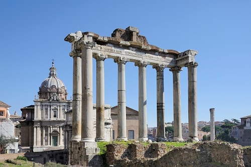 the roman forum and ancient ruins