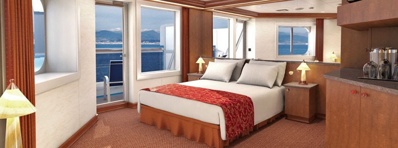 cruise ship room amenities